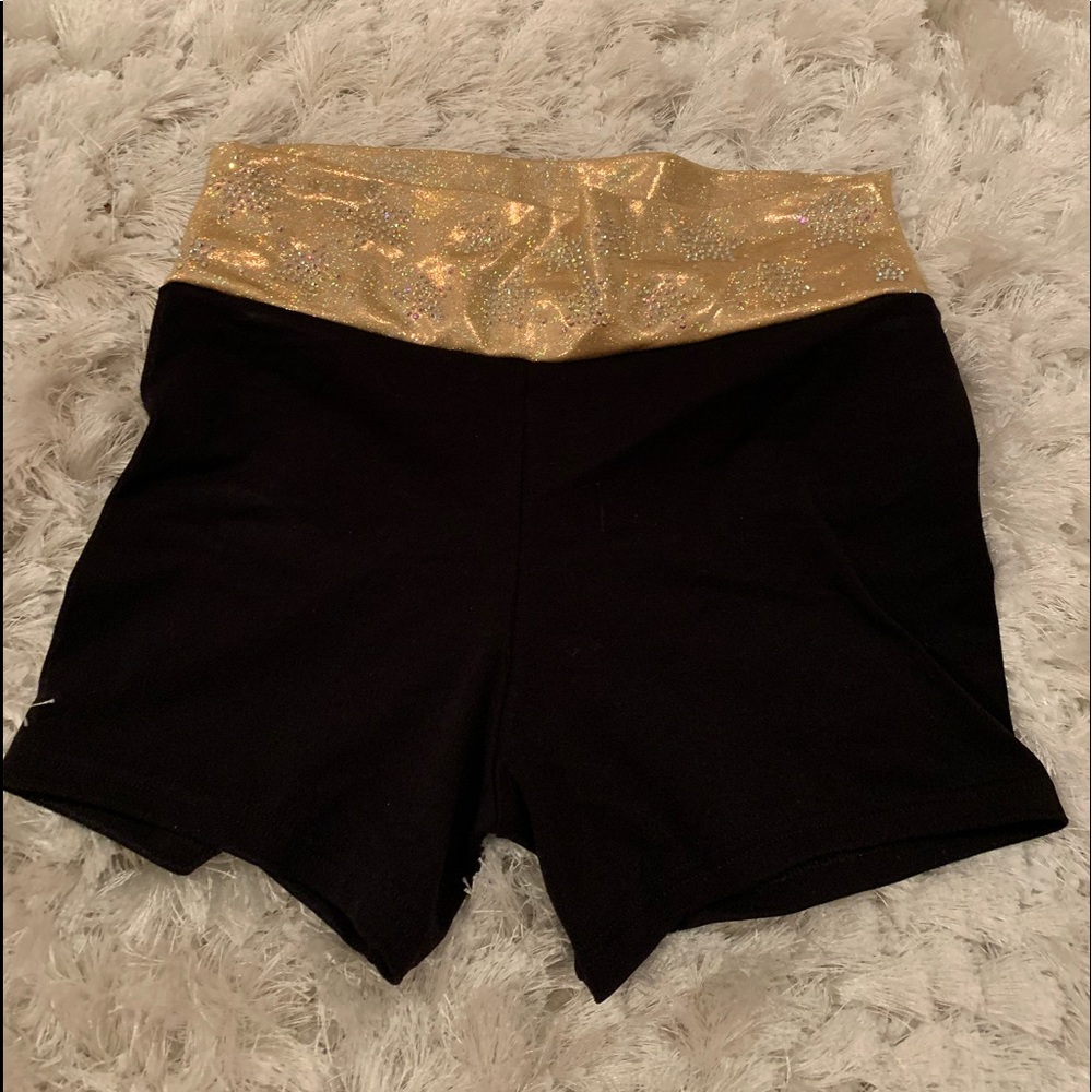 SHOOTING STAR PRACTICE WEAR SHORTS